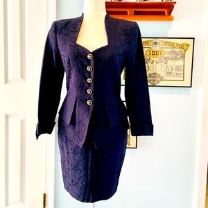 Escada Couture Two Piece Suit. Size 36